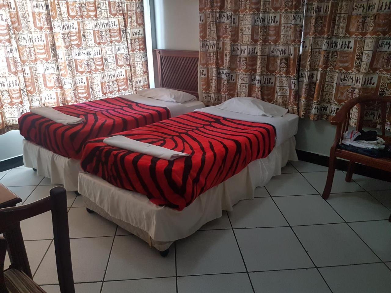 Center Inn Arusha Bagian luar foto